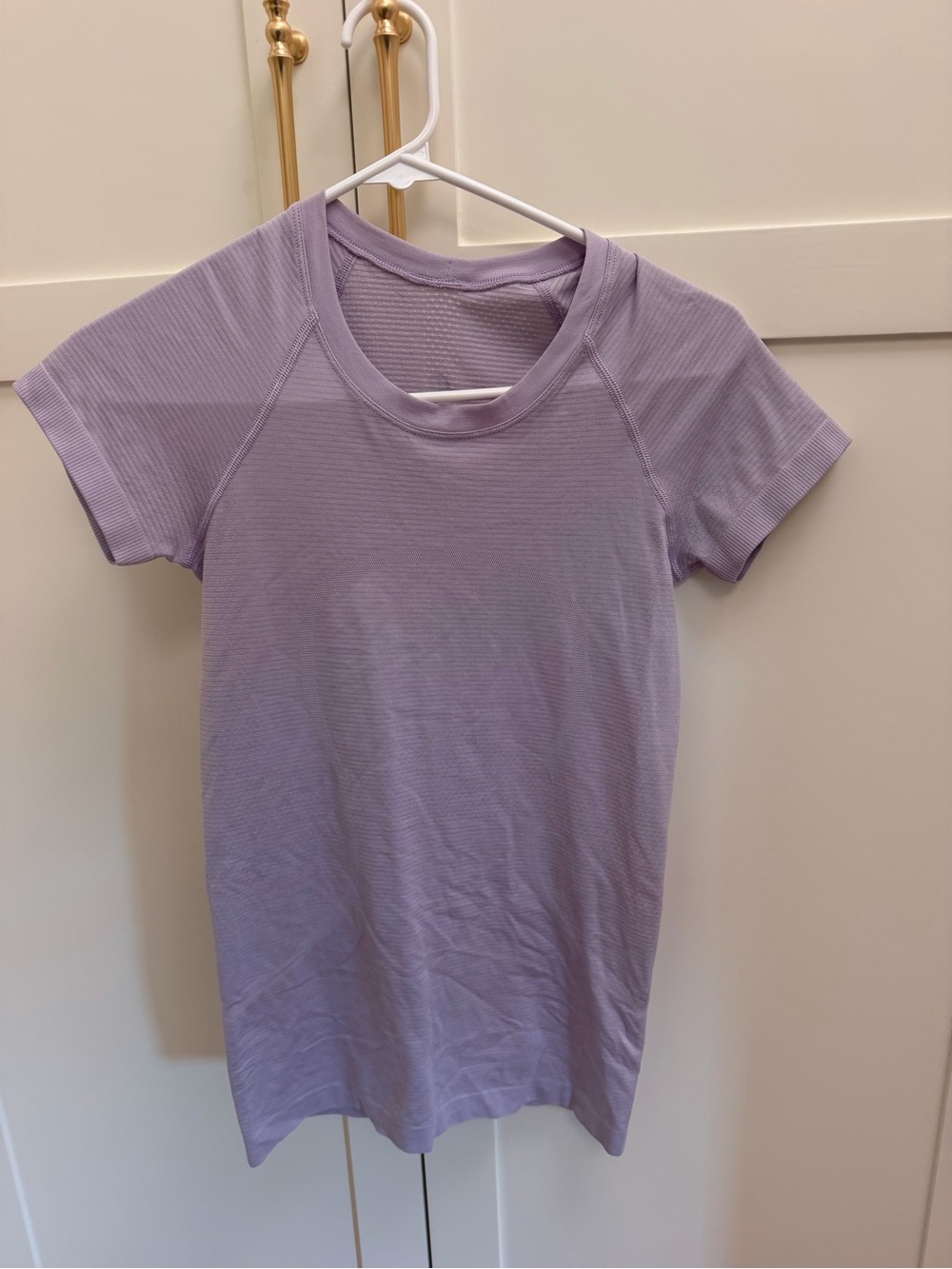 lululemon athletica Lavender Ribbed Short Sleeve Tee